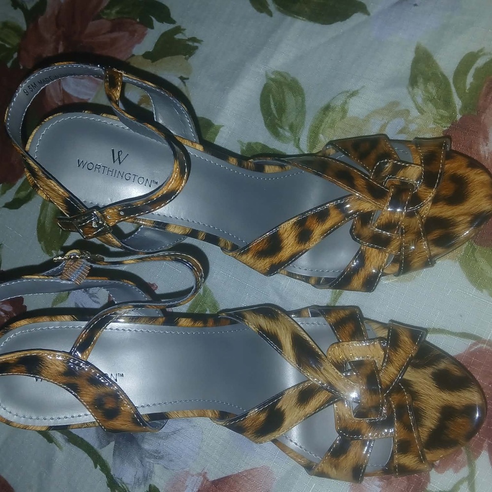 Worthington Women's Sandals in Leopard Print